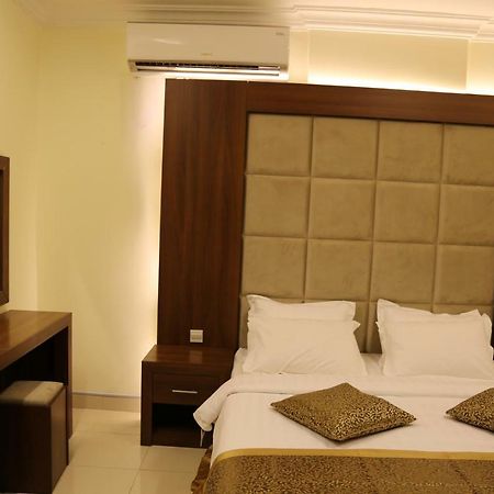 אפרטהוטל אל-מדינה Reef Al Madina Furnished Units מראה חיצוני תמונה